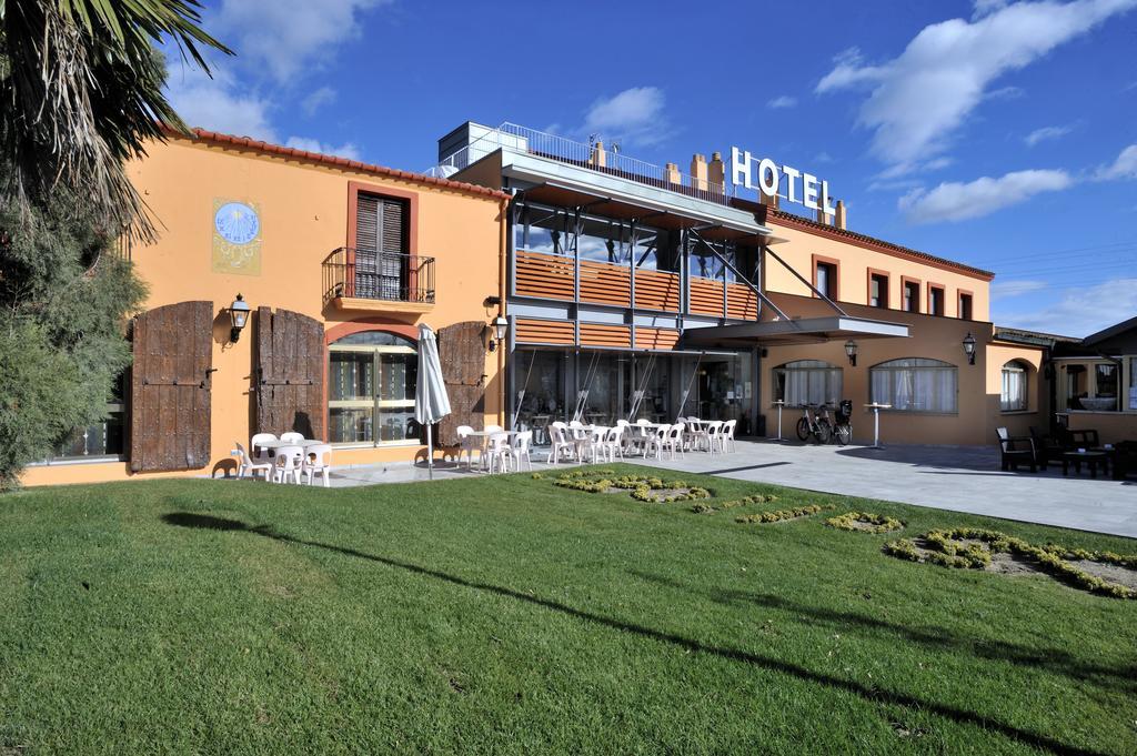 Hotel Restaurant Sol i Vi Lavern Eksteriør bilde