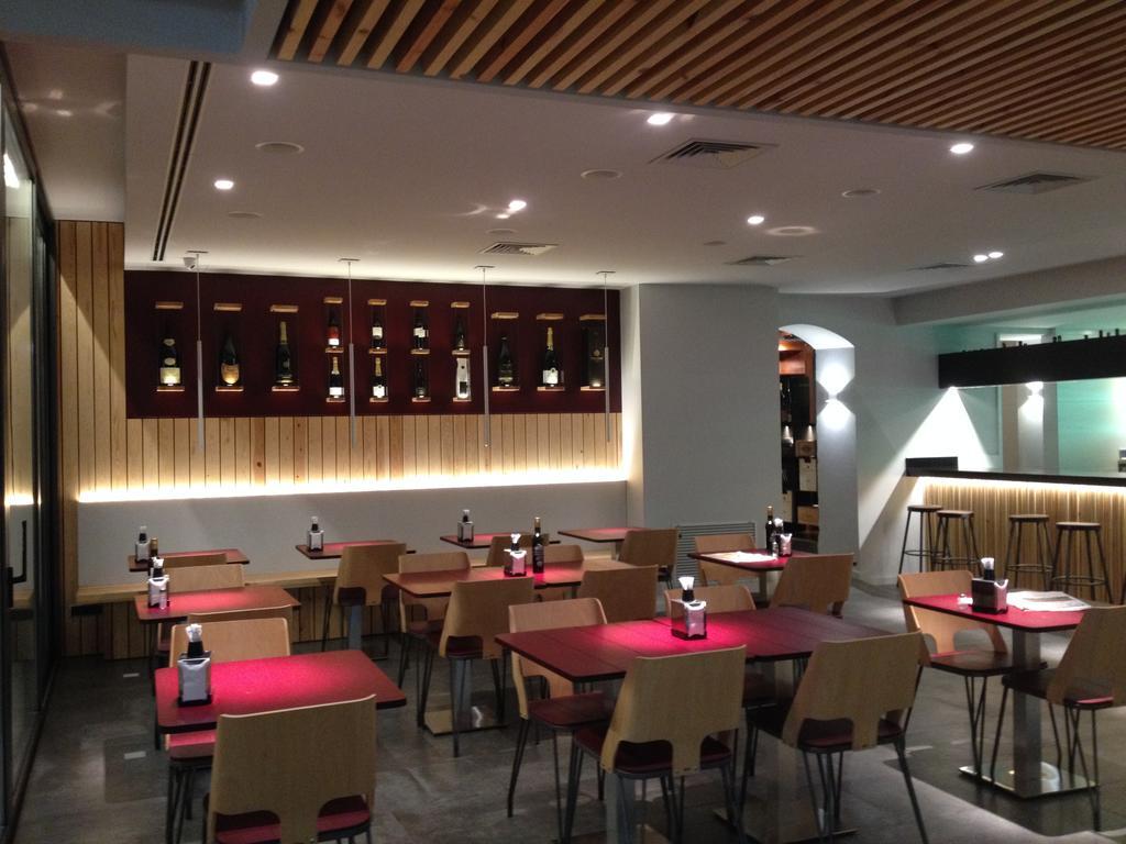 Hotel Restaurant Sol i Vi Lavern Eksteriør bilde