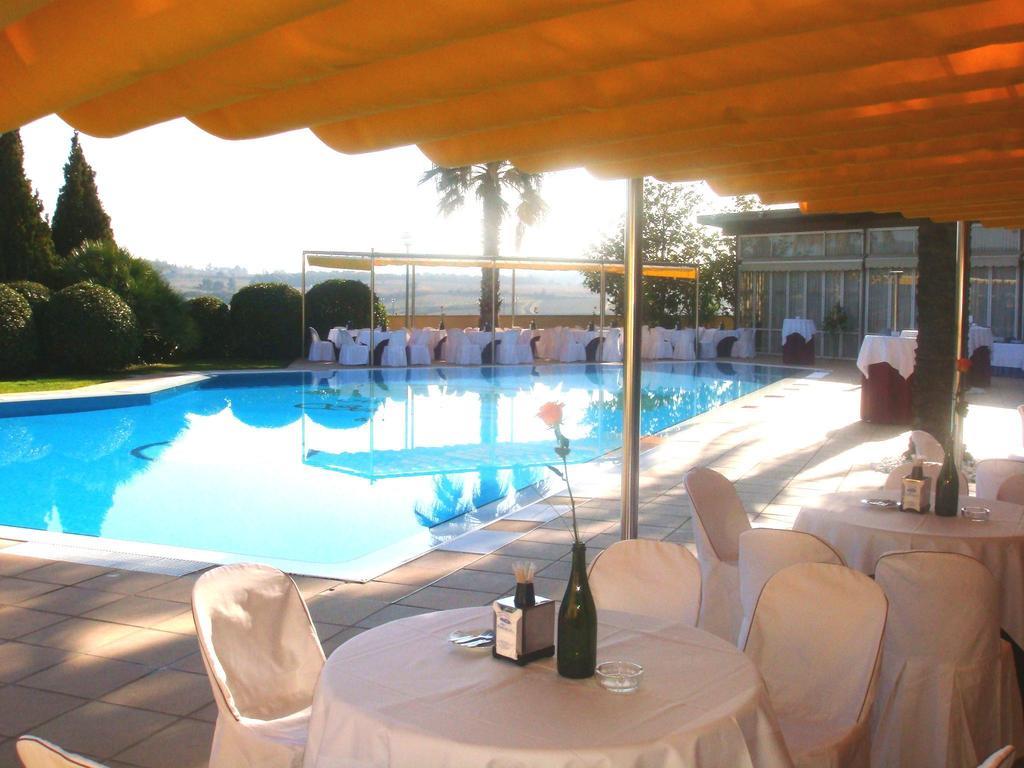 Hotel Restaurant Sol i Vi Lavern Rom bilde
